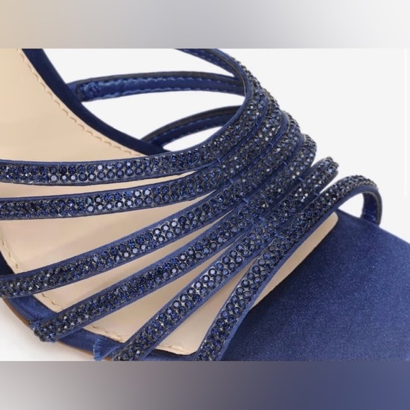 ᴠɪɴᴄᴇ ᴄᴀᴍᴜᴛᴏ ʀᴇʙɪᴛɪɴ ꜱᴀɴᴅᴀʟ, ʙʀᴀɴᴅ : ᴠɪɴᴄᴇ ᴄᴀᴍᴜᴛᴏ , ꜱɪᴢᴇ : 8 , ᴄᴏʟᴏʀ: ɴᴀᴠʏ ʙʟᴜᴇ - Picture 7 of 8